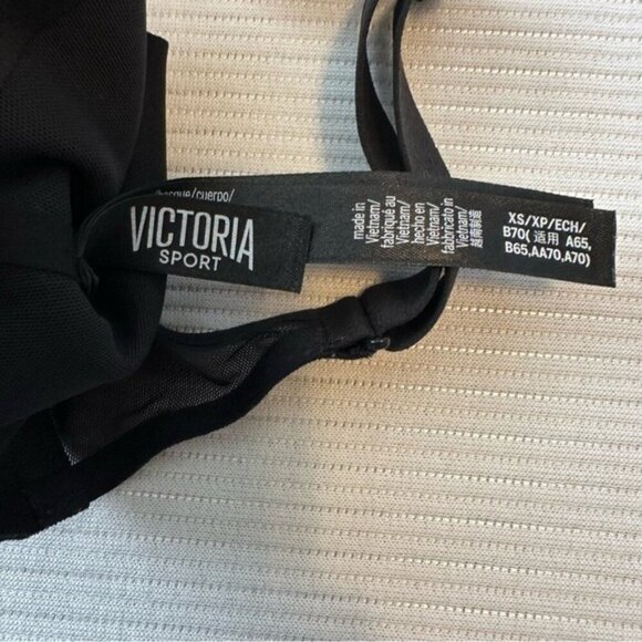 Victoria's Secret~Victoria Sport Incredible Ultra Light Blk Sport Bra Size XS - Picture 6 of 7